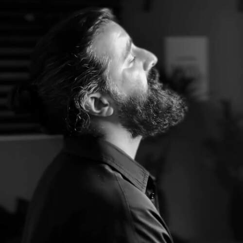 دانلود آهنگ مهدی دارابی گل پر پر